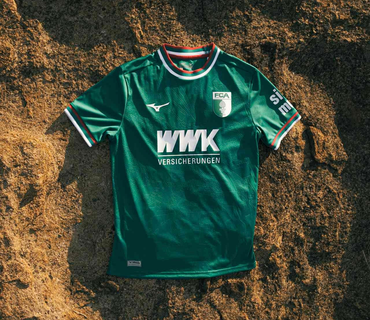 FC Augsburg Away Jersey, Lightweight Athletic Performance Shirt for Soccer Fans 2025 2026